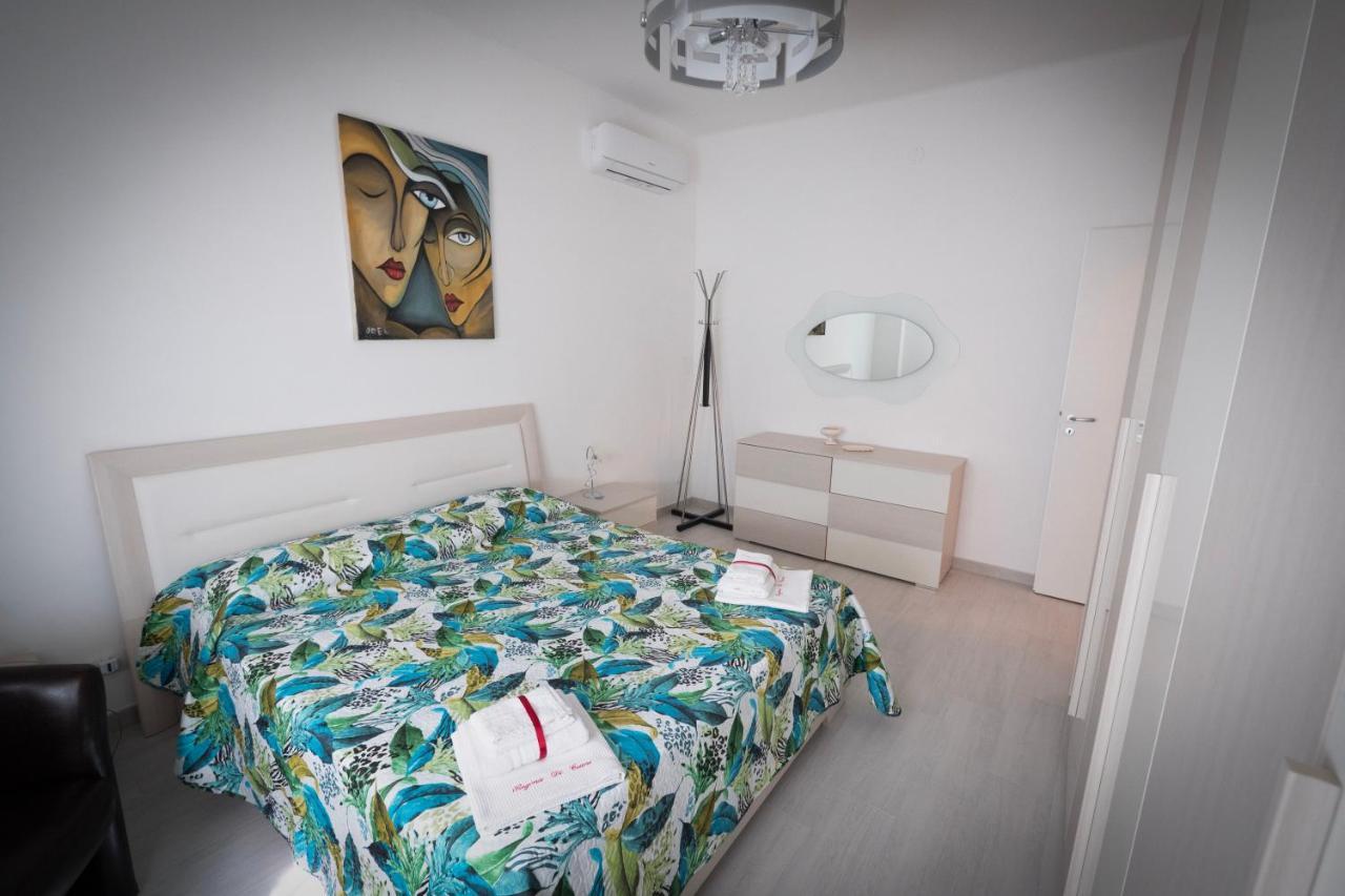 Regina Di Cuori Lejlighed Mola di Bari Eksteriør billede